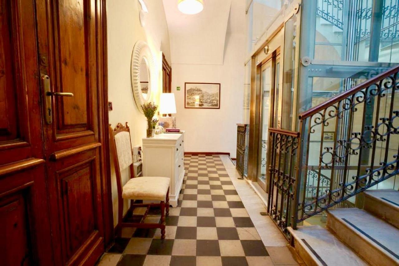 Palazzo Pischedda Hotel Bosa Buitenkant foto