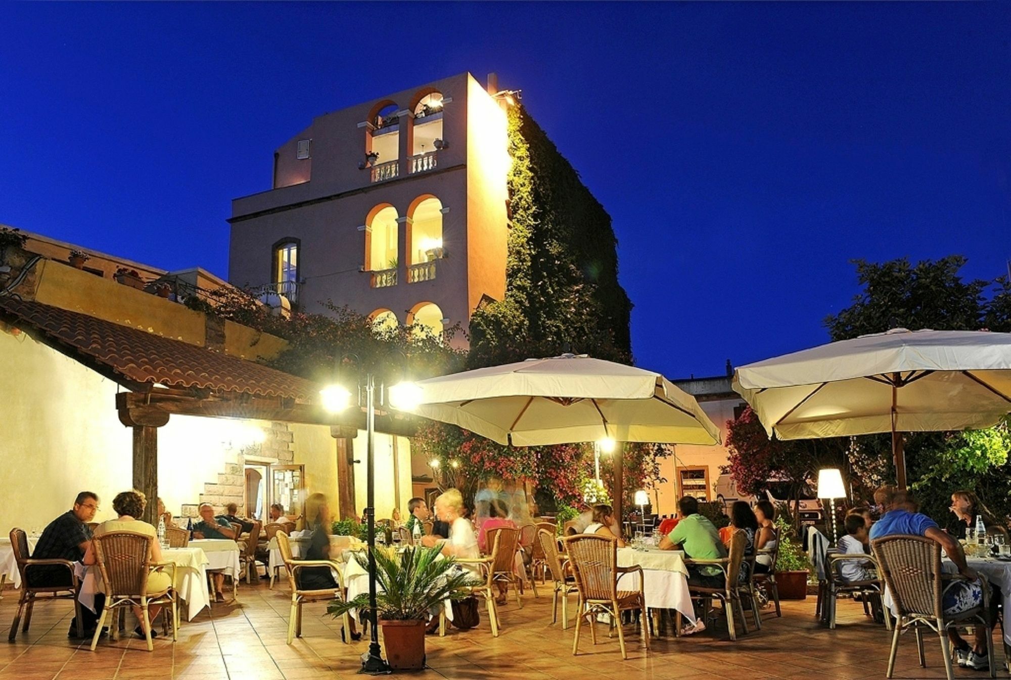 Palazzo Pischedda Hotel Bosa Buitenkant foto